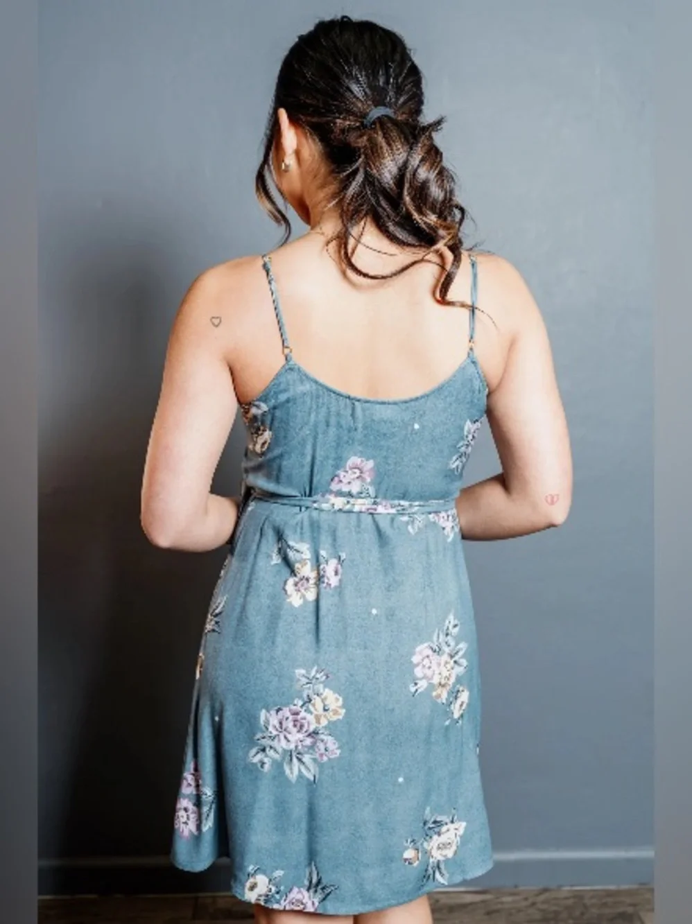 SALTWATER LUXE - Floral Wrap Mini Dress with adjustable straps. Medium - Picture 3 of 10
